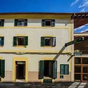 Hostel Embat -